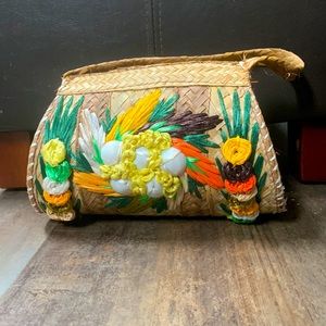 Handwoven clutch purse